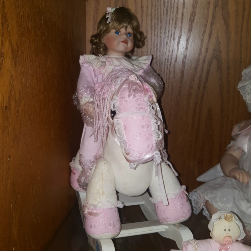Hamilton Doll Collection!! - Picture 4 of 8